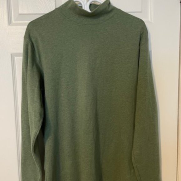 Men's L.L. Bean Mockneck Long Sleeve Tee Size Medium - Picture 2 of 3